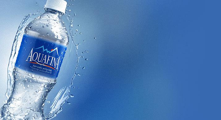 Nước tinh khiết Aquafina được lấy từ nguồn nước ngầm và trải qua quá trình xử lý bảy bước (Hydro 7)