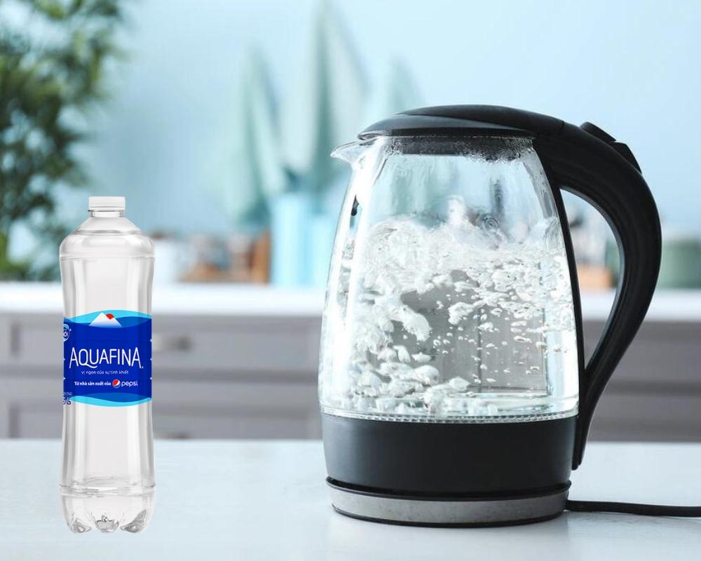 Nấu nước tinh khiết Aquafina