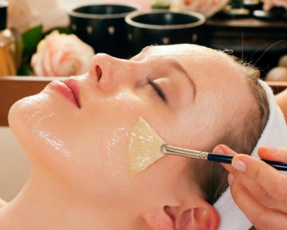 Dầu dừa có tác dụng gì cho da? - Giúp dưỡng ẩm da