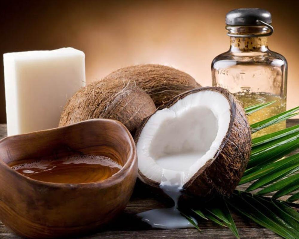 Trị thâm nám, tàn nhang bằng dầu dừa