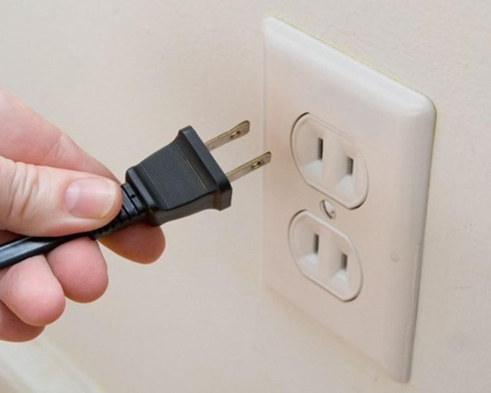 Tắt các thiết bị điện khi không sử dụng
