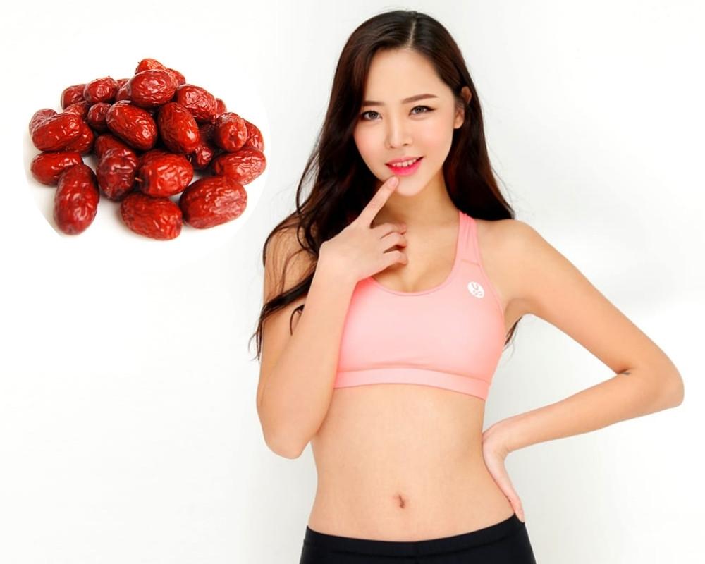 Ăn táo đỏ khô giúp dáng đẹp eo thon