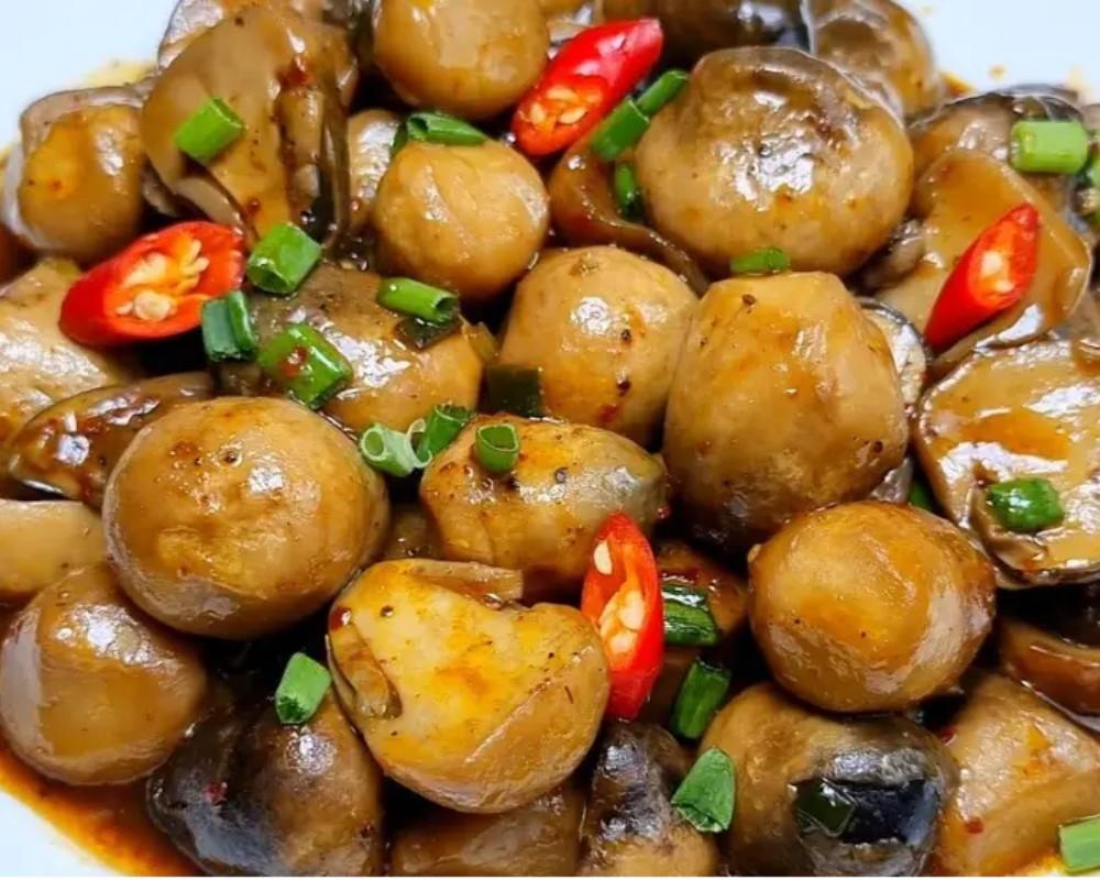 Nấm rơm kho tiêu