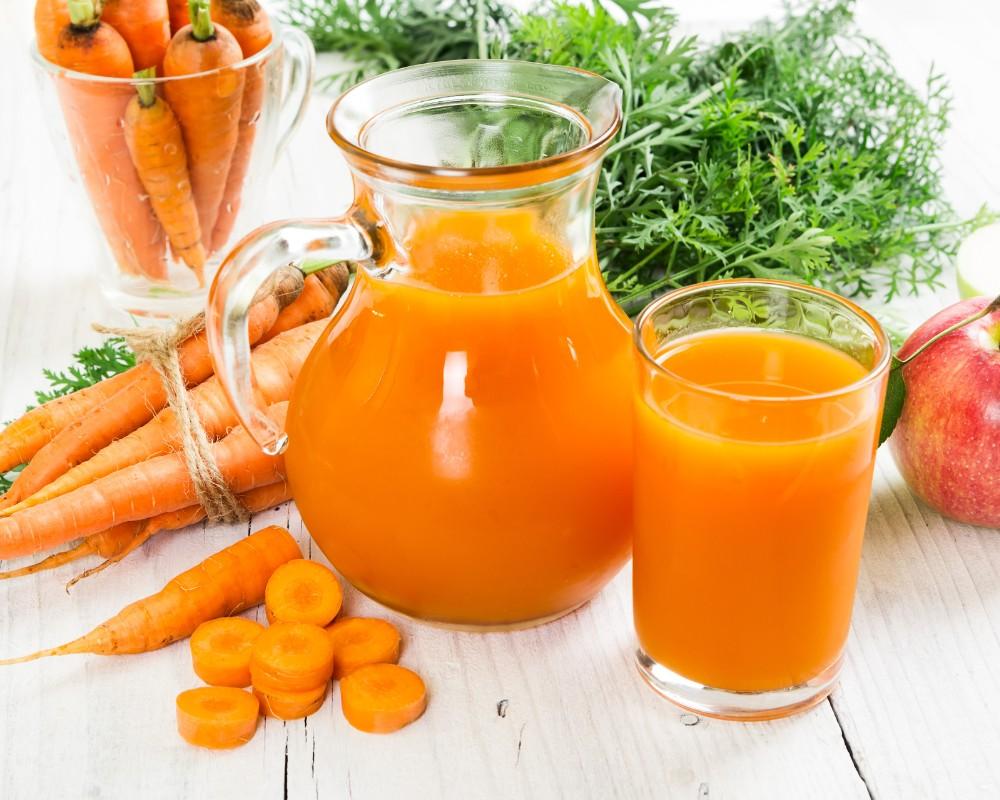 Nước ép cà rốt táo