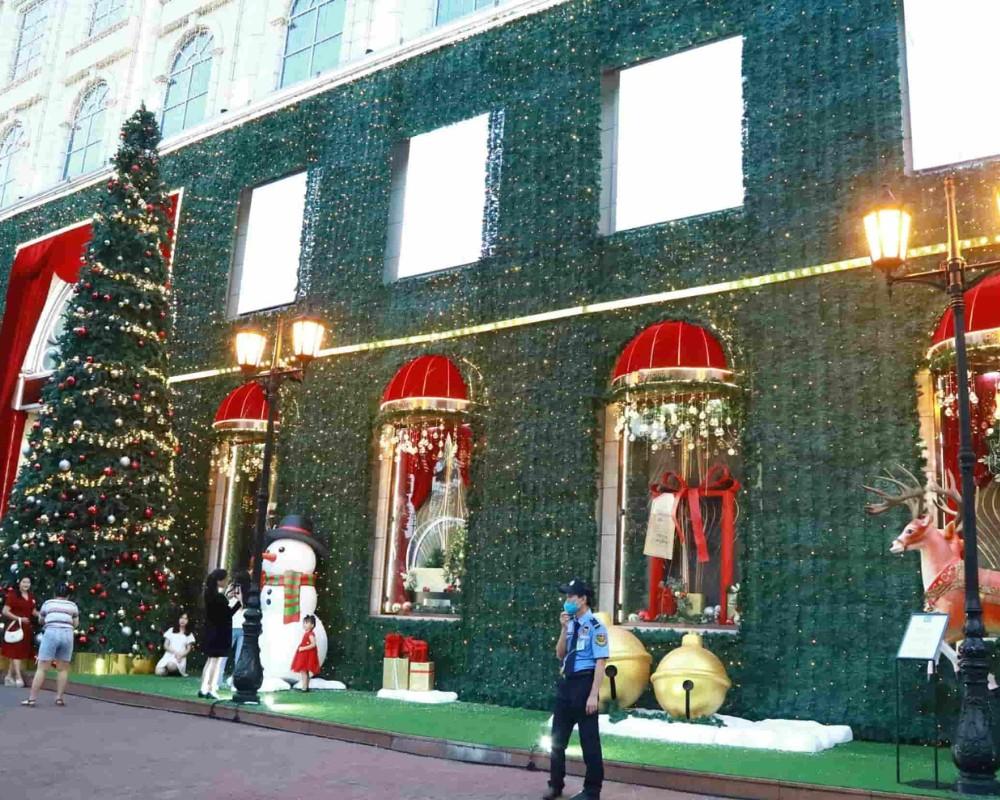 Địa điểm đi chơi giáng sinh - Diamond plaza