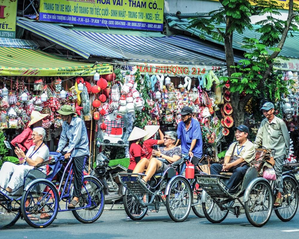 Khu chợ Giáng sinh người Hoa