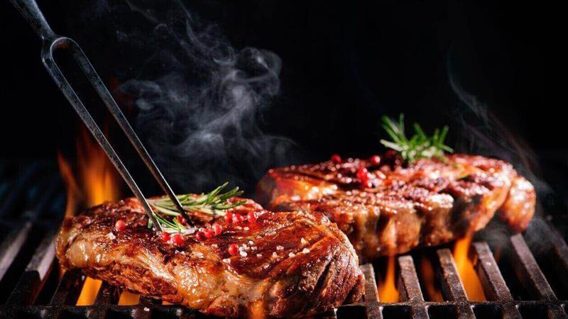 Lựa chọn thịt bò cho món nướng là nên chọn phần thịt nạc vai hoặc phi lê
