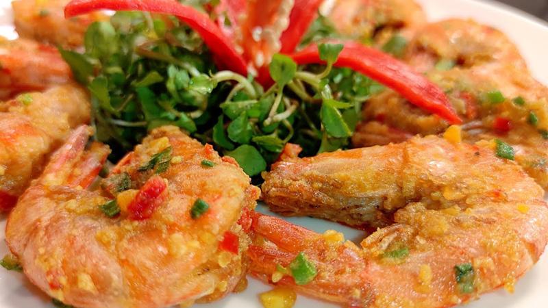 Thành phẩm của tôm chiên hoàng kim