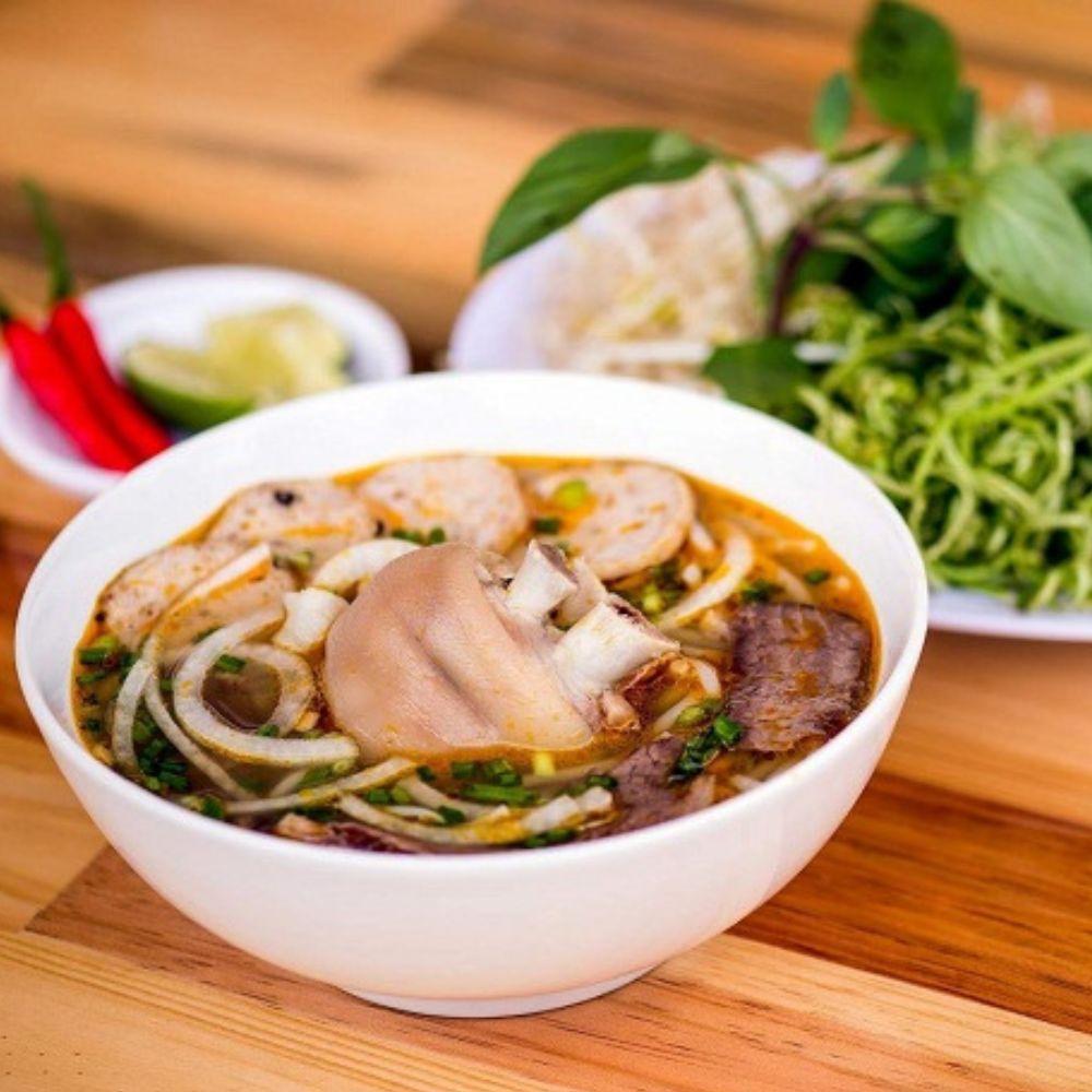 Bật mí cách nấu bún bò Huế ngon, vị đậm đà đơn giản tại nhà