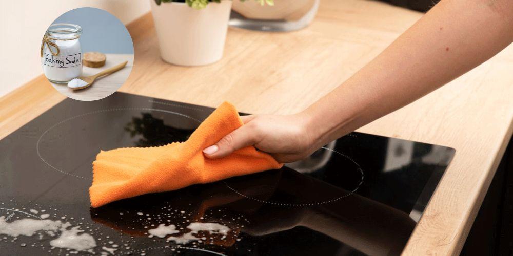Vệ sinh bếp từ bằng bột baking soda