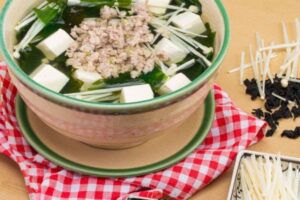 Bật mí 5 cách nấu canh rong biển không bị tanh, thơm ngon bổ dưỡng tại nhà