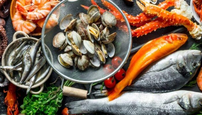 Co.op Online: Nguồn cung cấp hải sản tươi sống phục vụ bữa cơm gia đình