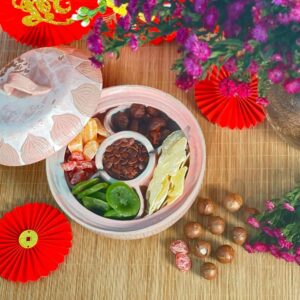 Cách chọn mứt Tết ngon, đẹp, ý nghĩa để biếu tặng