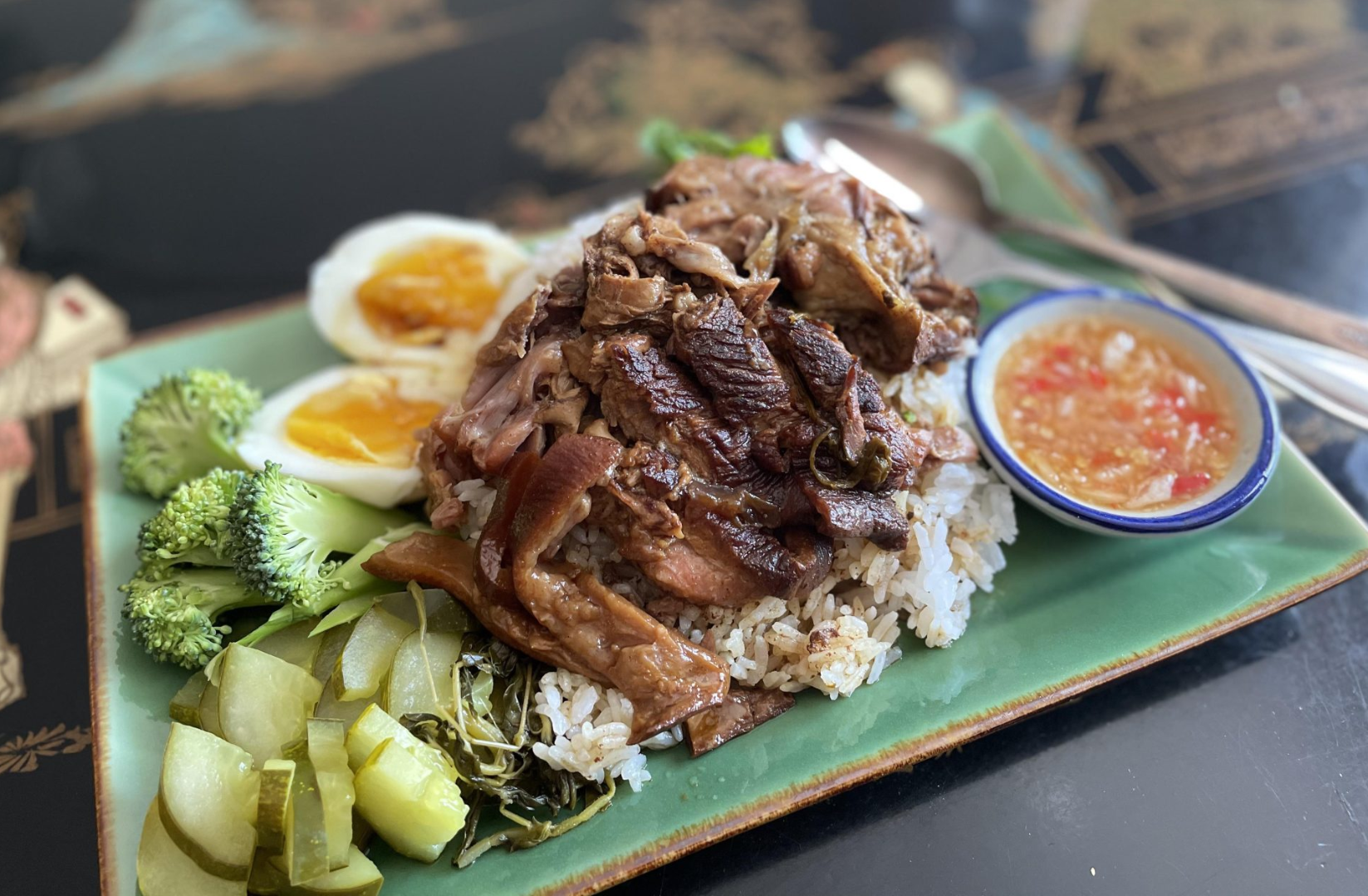 Khao Kha Moo - Cơm chân giò hầm Chiang Mai, Thái Lan
