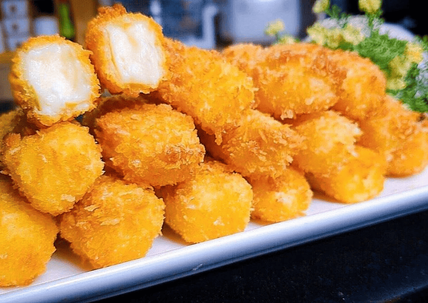 Bánh sữa chiên ngọt, béo hài hòa