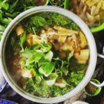 Lẩu gà lá é chuẩn vị, ấm nồng