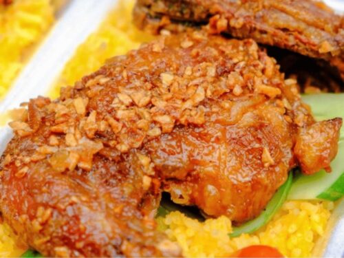 Cơm gà xối mỡ ngon