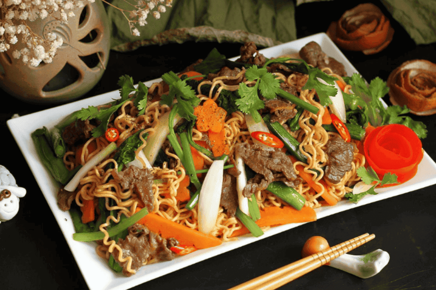 Mì xào bò nhanh gọn, tiện lợi