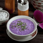 Dùng nước hầm xương hoặc nước tôm khô ngâm để tăng vị ngọt cho canh
