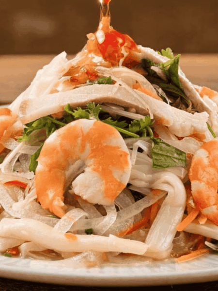 Gỏi củ hủ dừa tôm thịt: Công thức gỏi thanh mát, giòn ngọt đặc sản Bến Tre