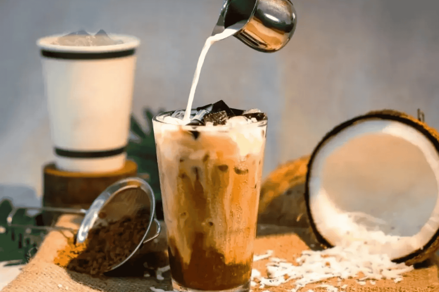 Sinh tố dừa cacao đơn giản, dễ làm tại nhà