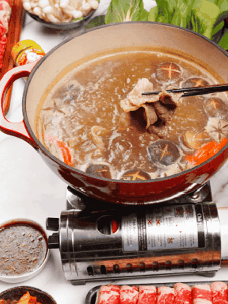 Lẩu thịt ba chỉ bò