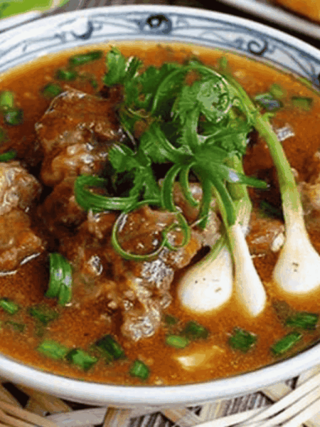 Món nạm bò sốt vang