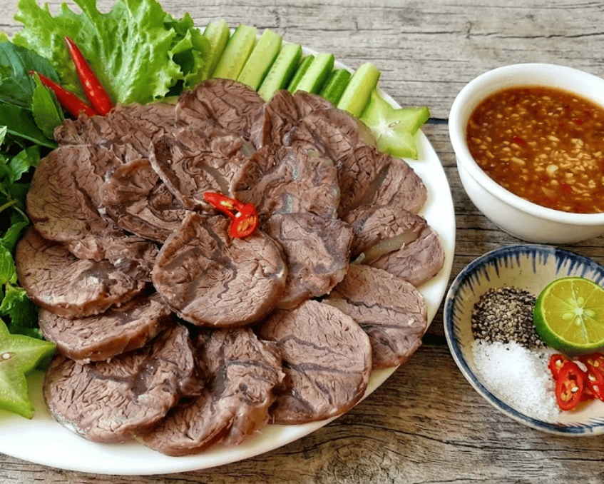 Bắp bò hấp bia sả