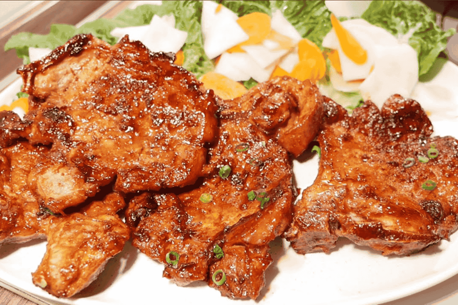 cach-lam-cot-let-chien-nuoc-mam-toi-ot-gion-rum-dam-chuan-vi