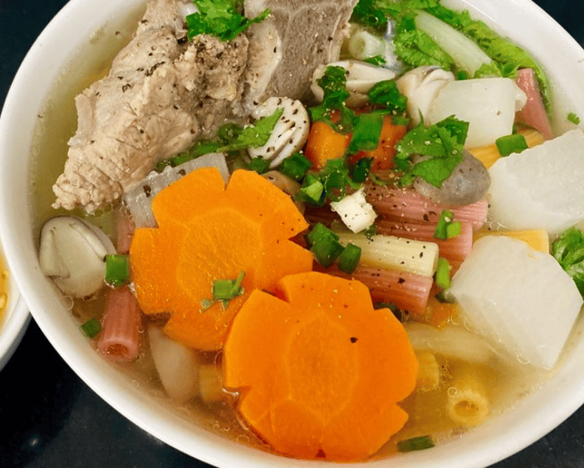Món nui hầm xương ống heo ngọt thanh chuẩn vị