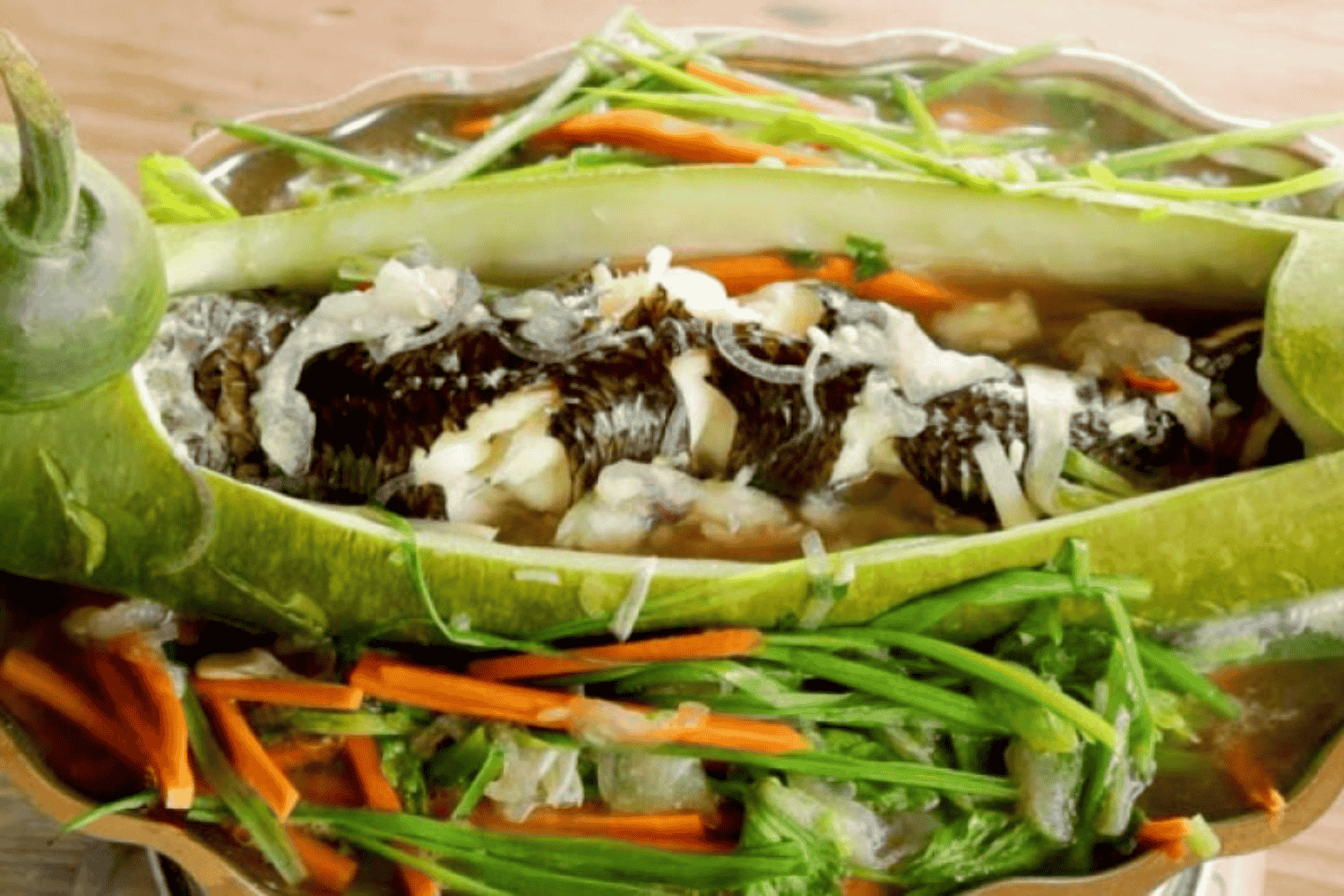 canh-chua-ca-basa-mon-ngon-thanh-mat-dam-vi-mien-tay