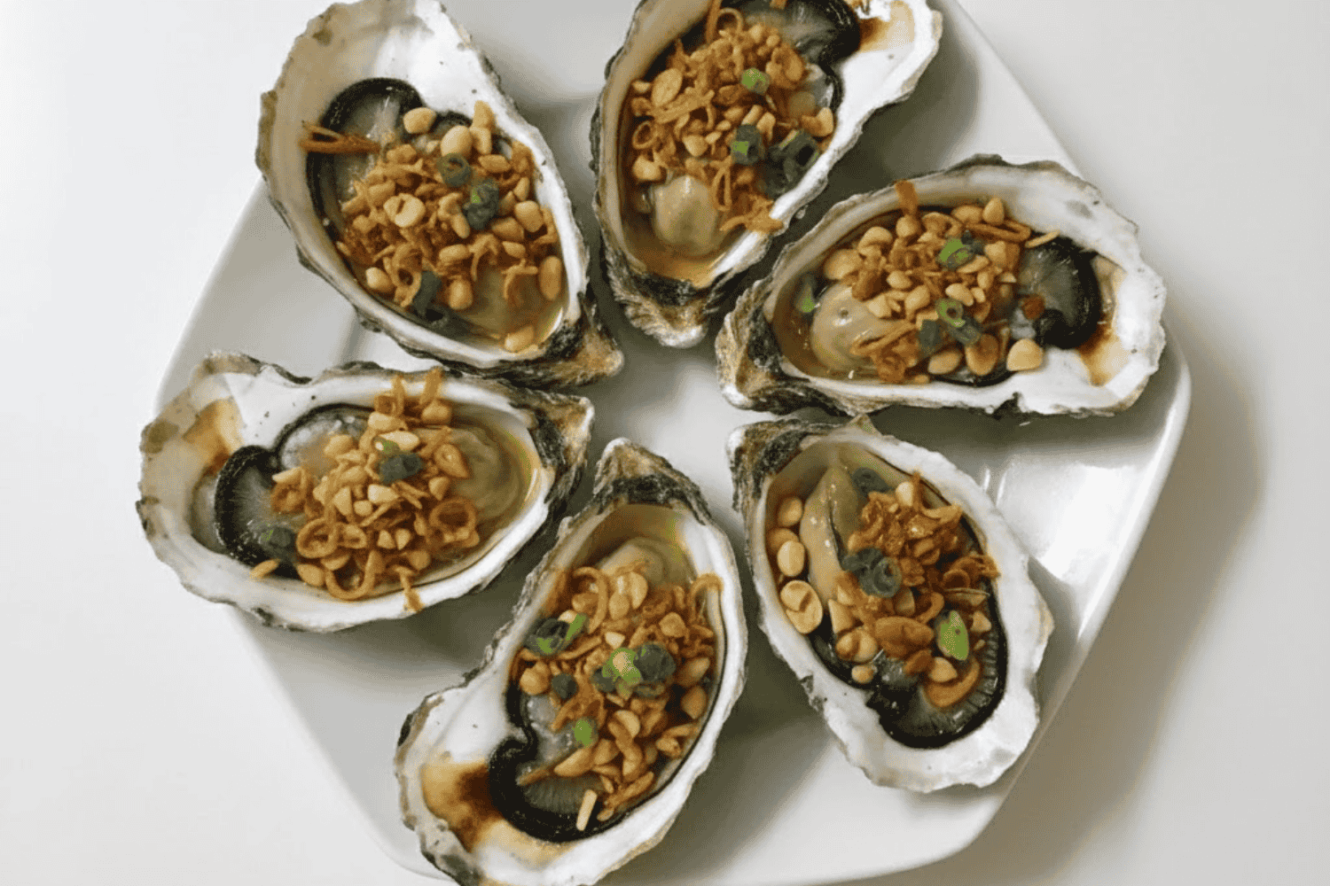 Hàu sữa nướng mỡ hành – Thơm béo, giòn bùi chuẩn vị biển cả