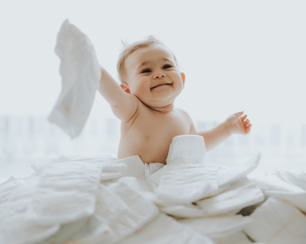 Chọn tã chất lượng giúp bé vui vẻ hoạt động cả ngày