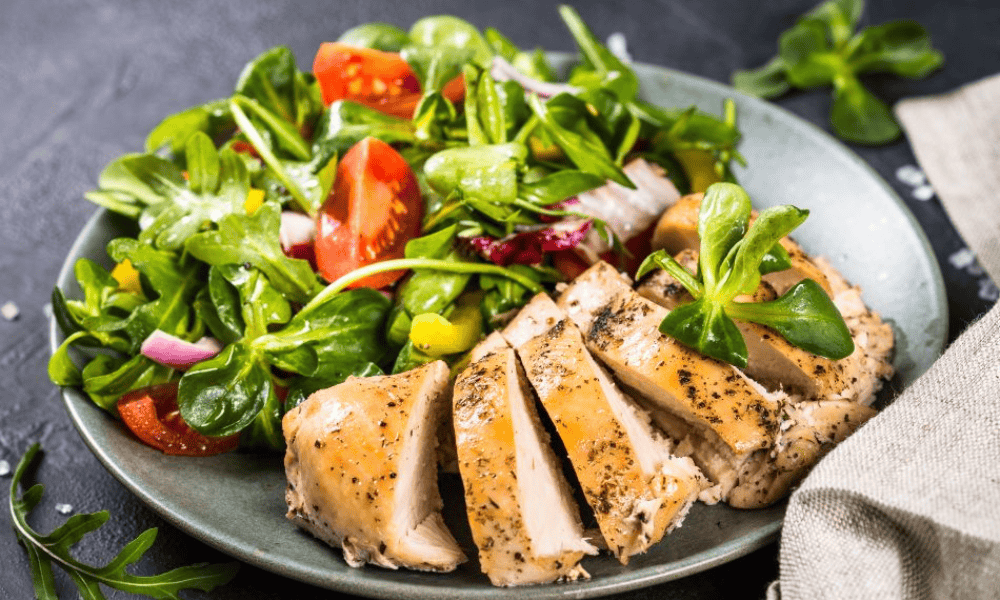 Ức gà áp chảo rau củ