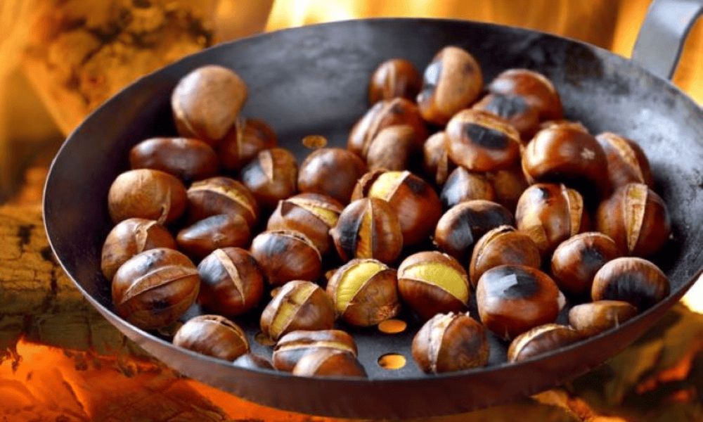 Hạt dẻ rang - món ăn ấm áp mùa thu