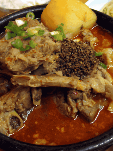 Xương ống heo hầm cay - Món ngon ấm nóng cho ngày lạnh