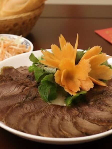 Cách nấu bò kho mật mía chuẩn vị miền Trung