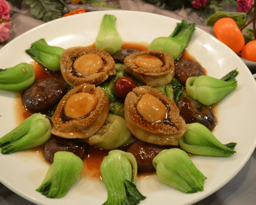 Món bào ngư sốt dầu hào nấm đông cô đậm đà