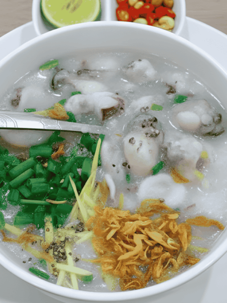 Cách làm cháo hàu sữa mực tươi thơm béo, ngọt thanh