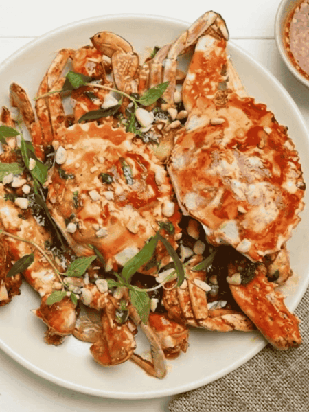 Cách làm ghẹ rang me chua ngọt, đậm đà và thẫm đẫm sốt