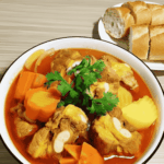 Món lagu hầm xương ống heo