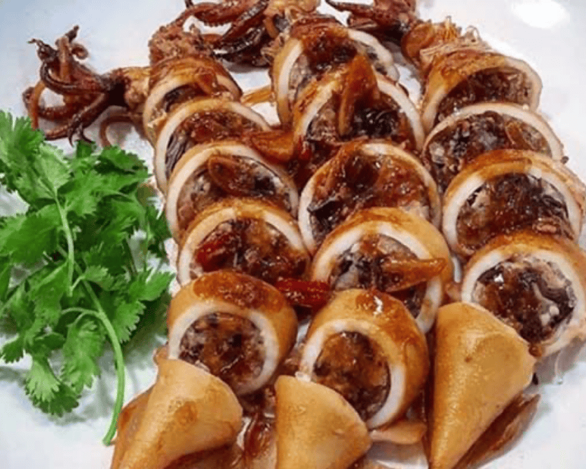 Món mực ống nhồi thịt chiên giòn đậm