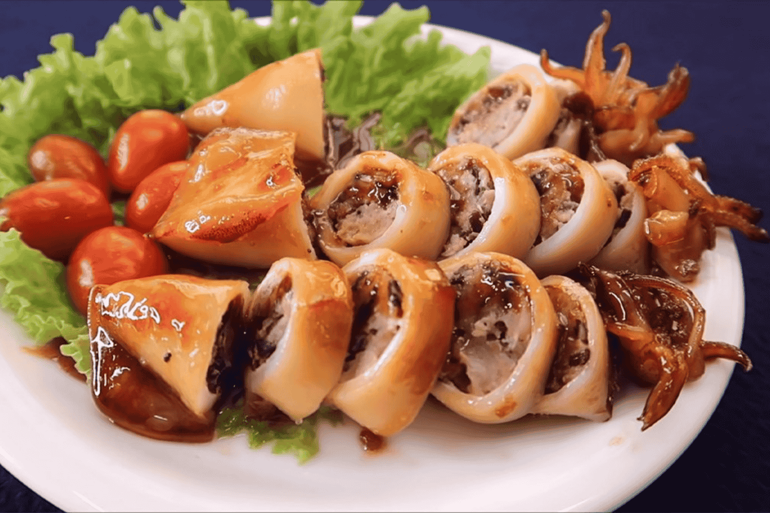 Cách làm mực ống nhồi thịt chiên giòn nhân thịt đậm đà