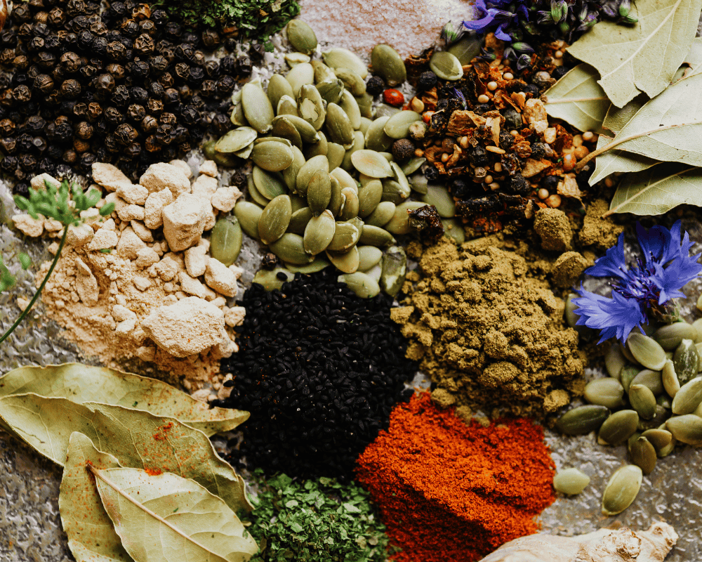 Lưu trữ gia vị đúng cách để tránh bị hỏng