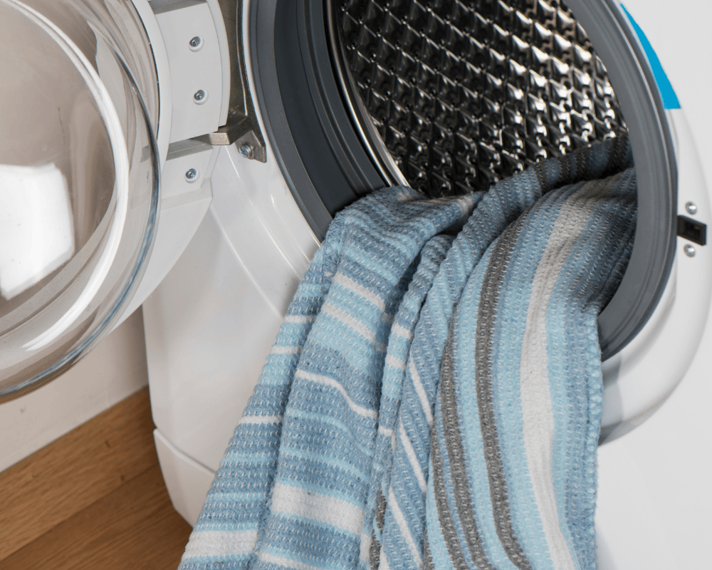 Biết cách giặt sẽ tránh làm chăn ga của bạn bị bay màu