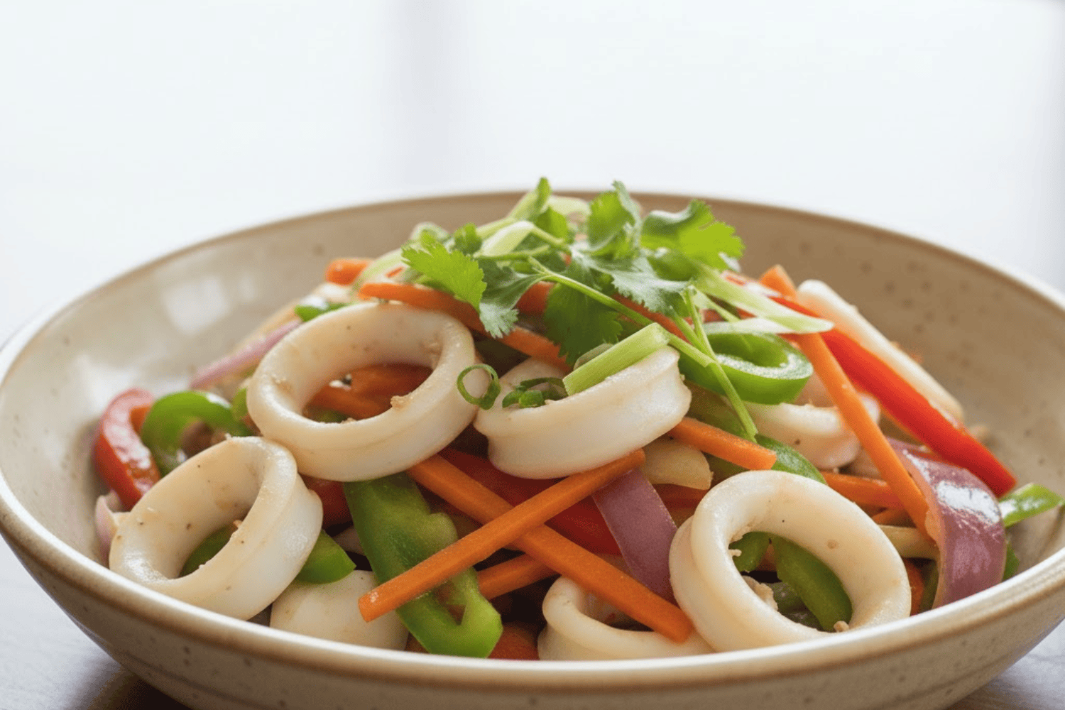 muc-xao-mon-an-ngon-don-dam-da-huong-vi-bien