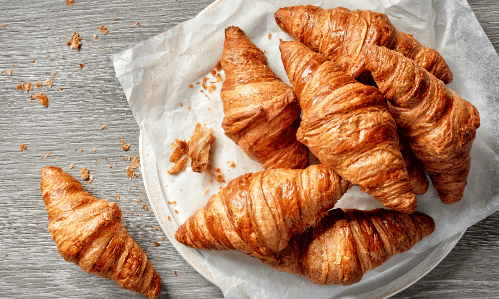 Bánh croissant truyền thống