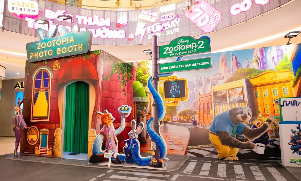 Booth chụp hình Zootopia 2 tại rạp phim