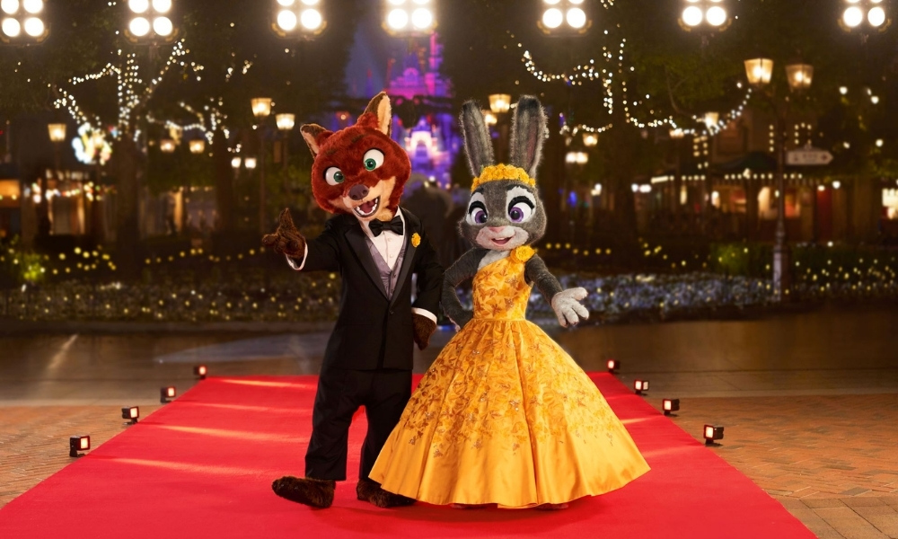 Judy Hopps và Nick Wilde xuất hiện trong bộ trang phục lộng lẫy của Zootennial Gala