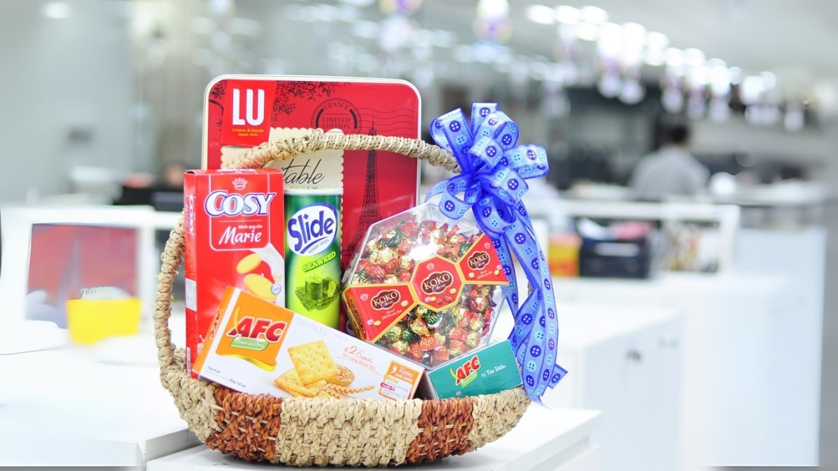 Giỏ quà là lựa chọn an toàn khi chưa biết quà Tết nên tặng gì 
